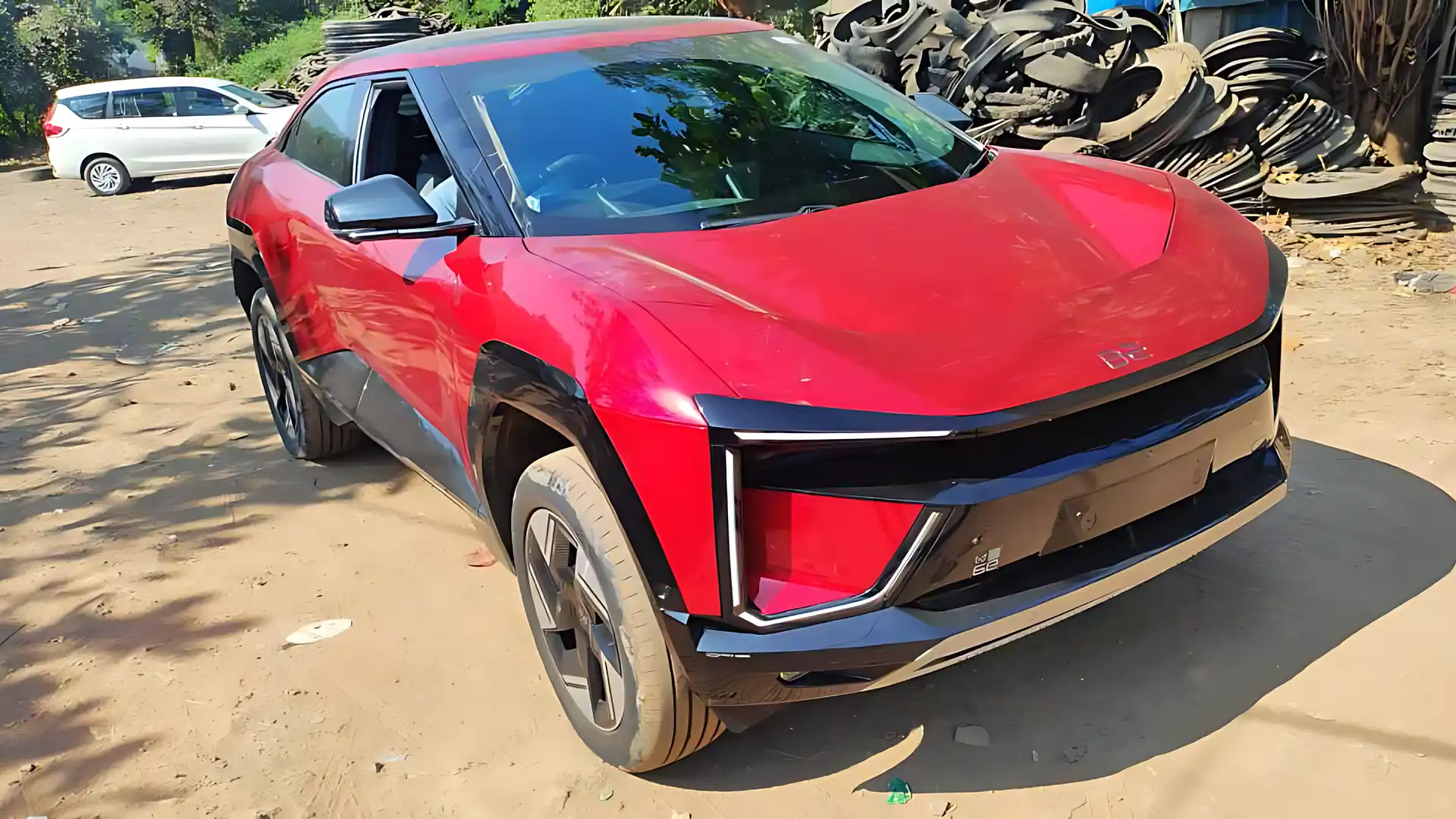 Mahindra BE6 EV First Look: Stunning Design, 500km Range & Next-Gen Tech